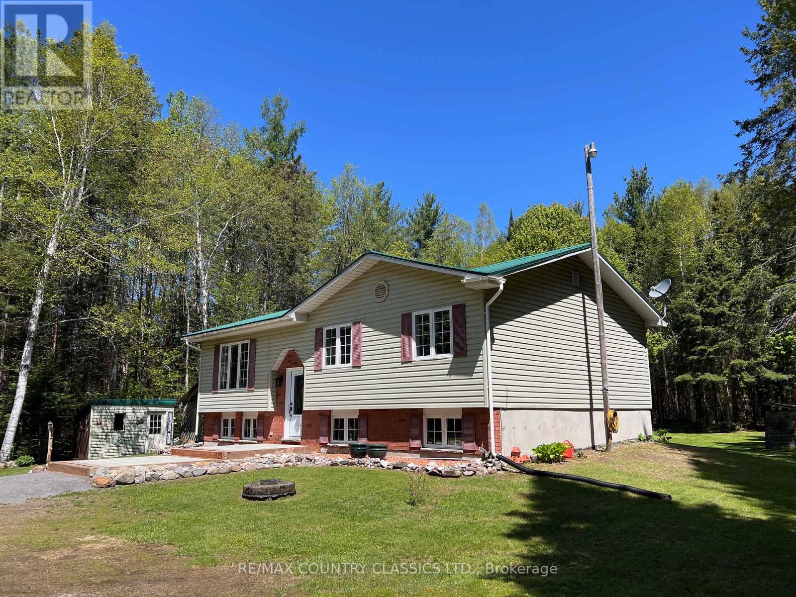 1374 Rochefort Road Property Photo 1