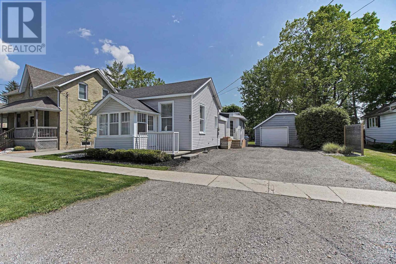 83 JOHN STREET W Property Photo 1