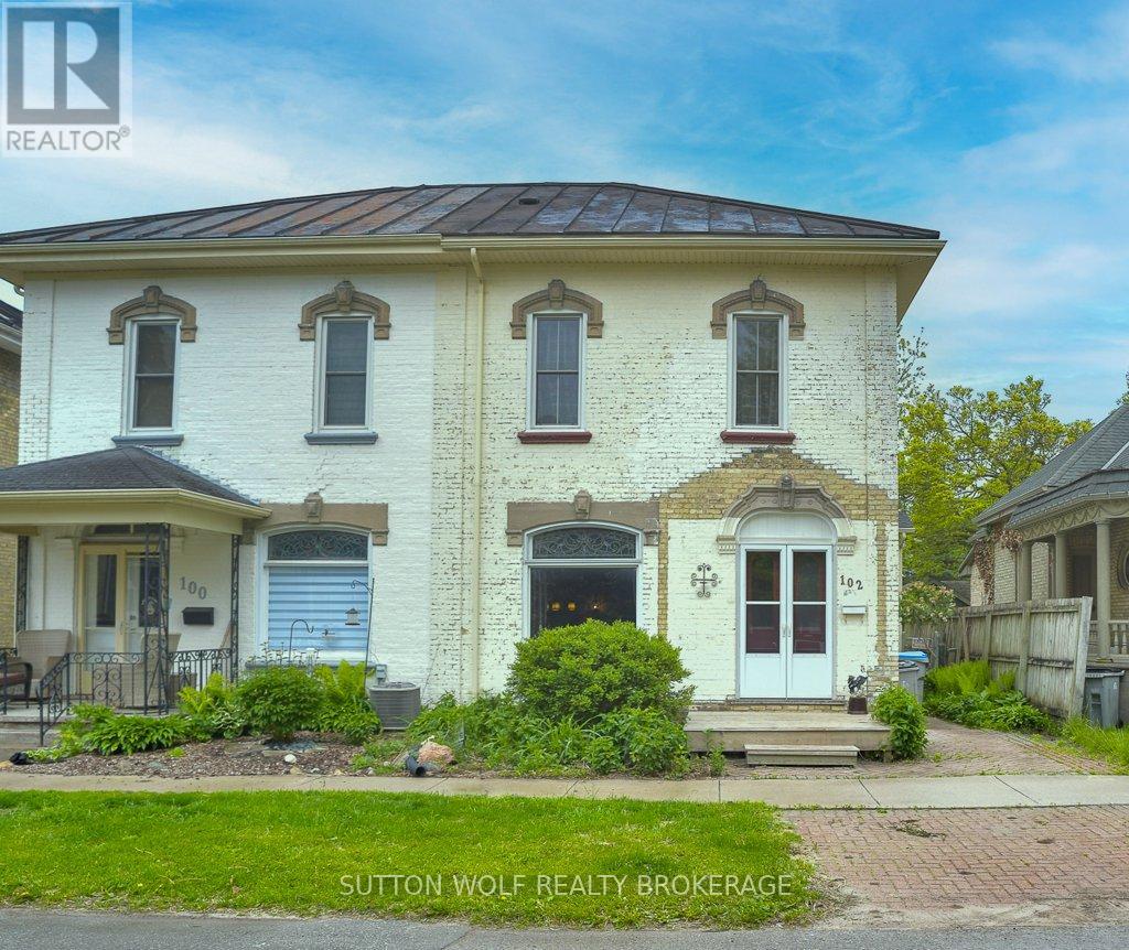 102 FRONT STREET W Property Photo 1