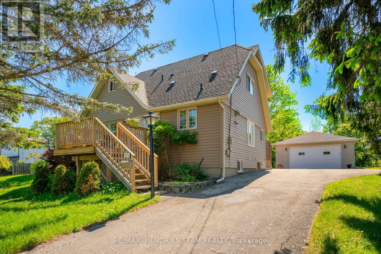 415 Riverside Drive Property Photo 1