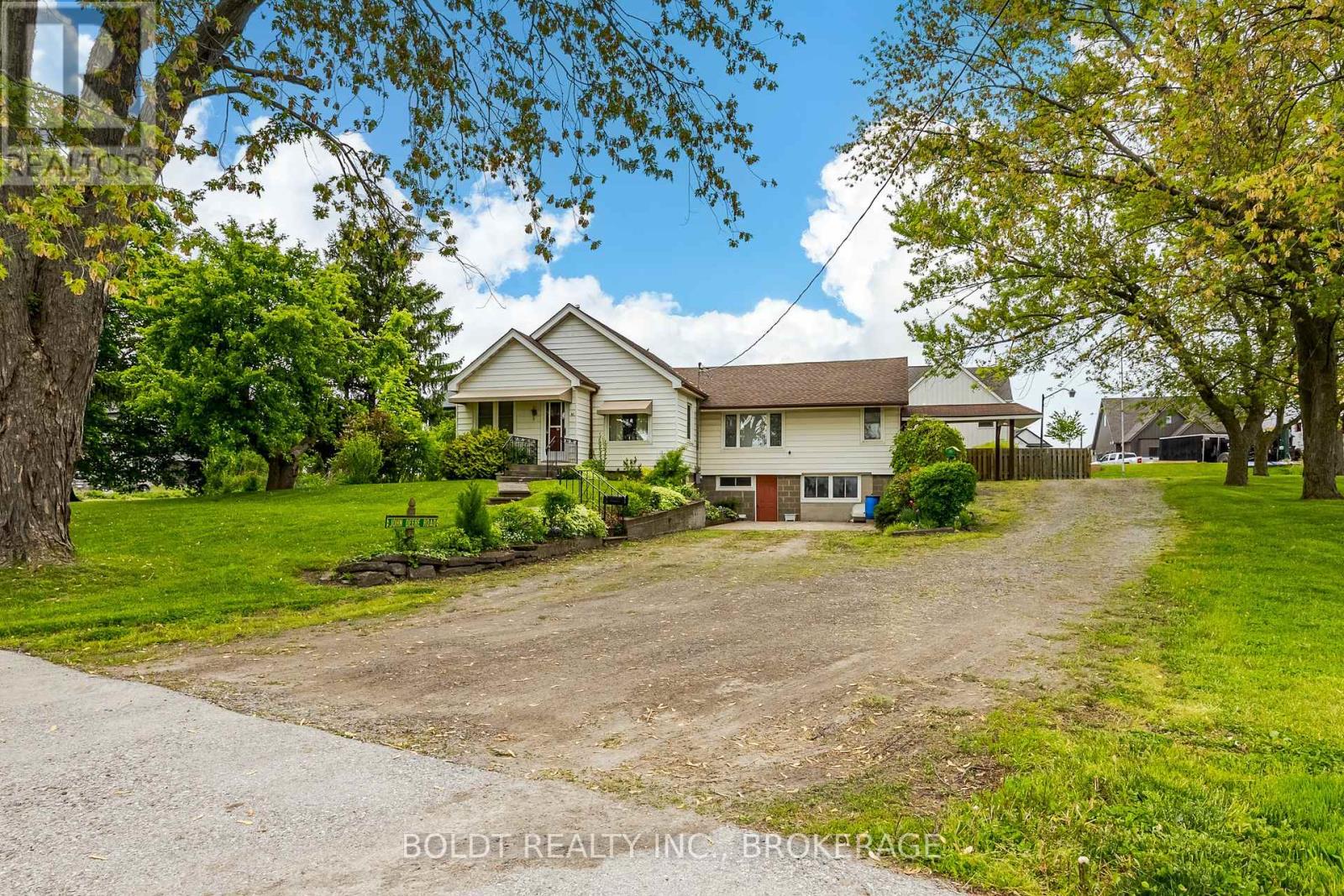 1828 DECEW ROAD Property Photo 1