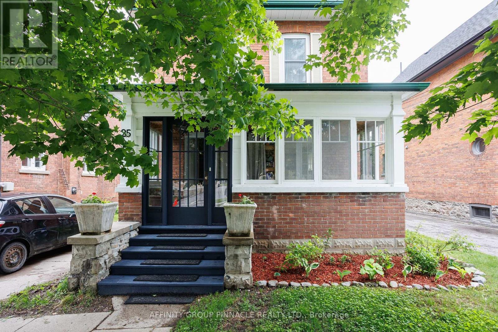 25 FRANCIS STREET Property Photo 1