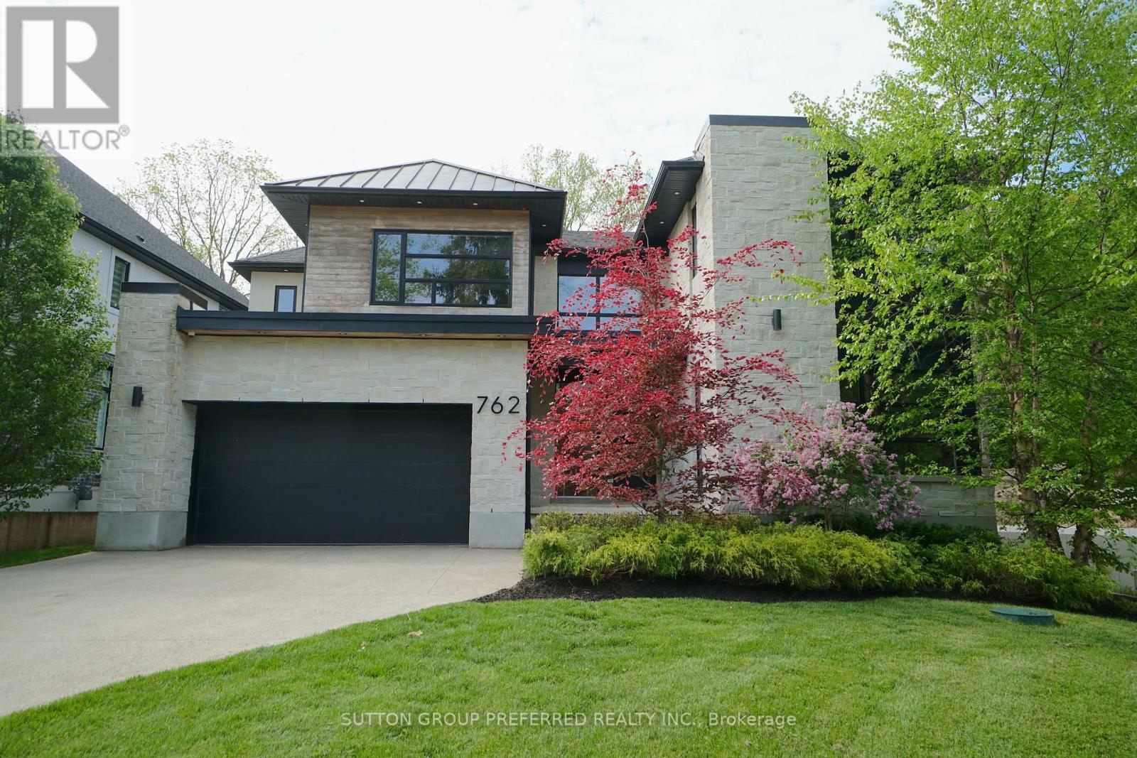 762 SPRINGBANK DRIVE Property Image