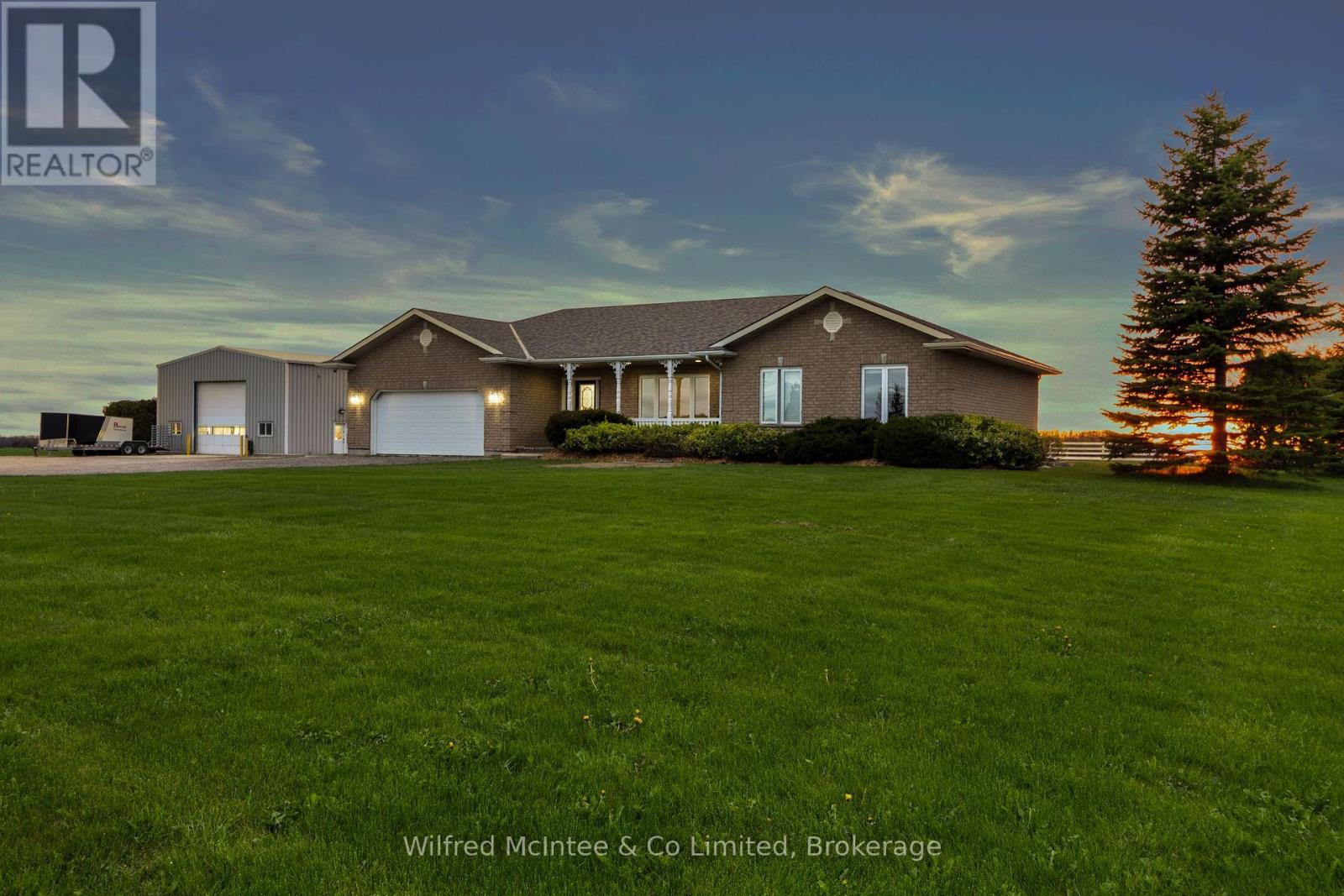 1041 Bruce Road 23 Road Property Photo 2