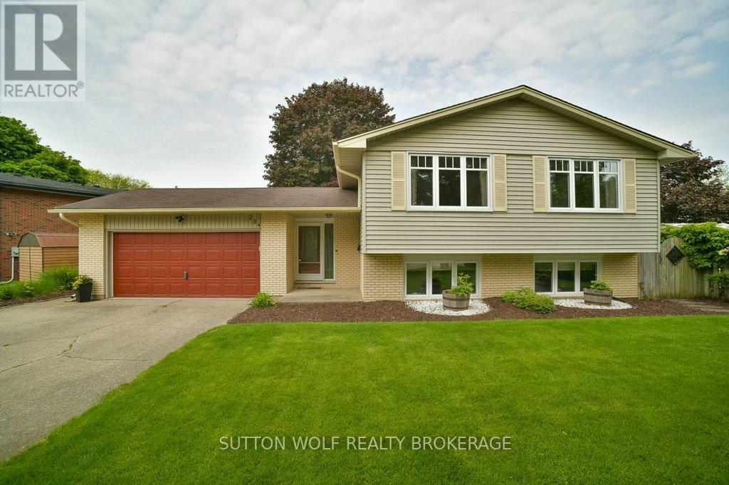 234 RIVERVIEW DRIVE Property Photo 1