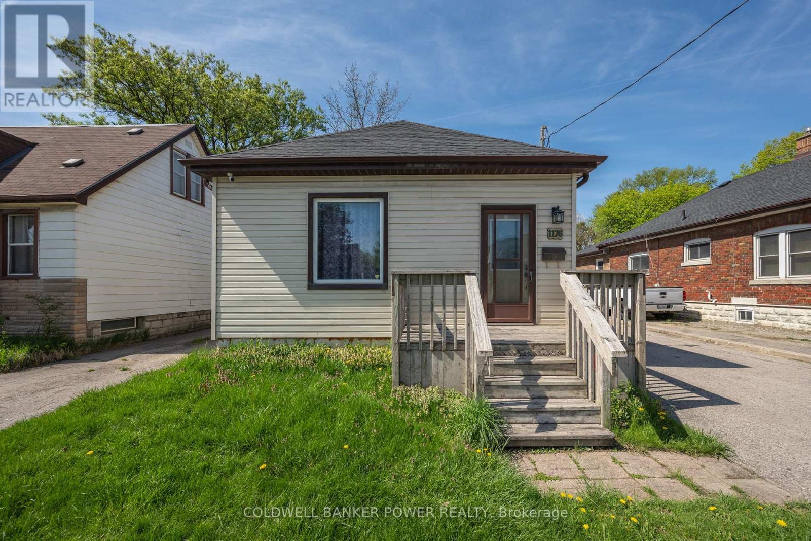 1176 FLORENCE STREET Property Photo 1
