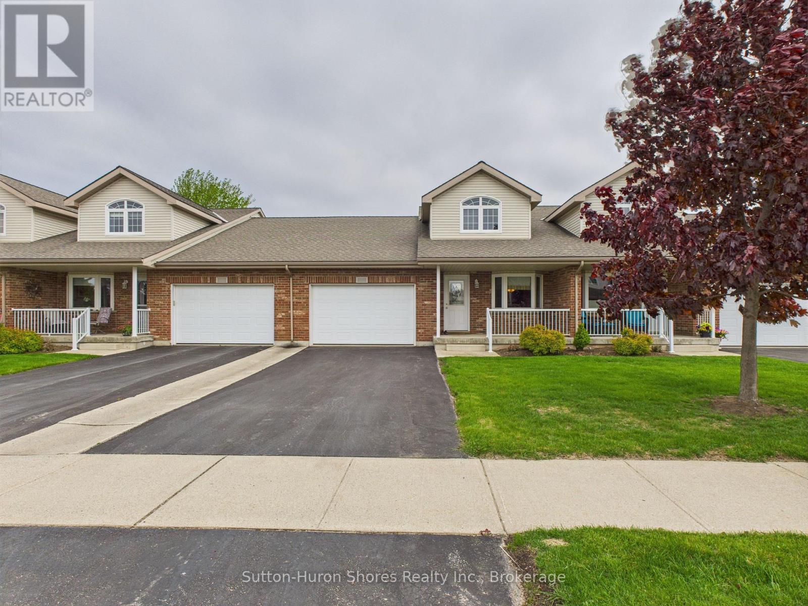 489 ANDREW STREET Property Photo 1
