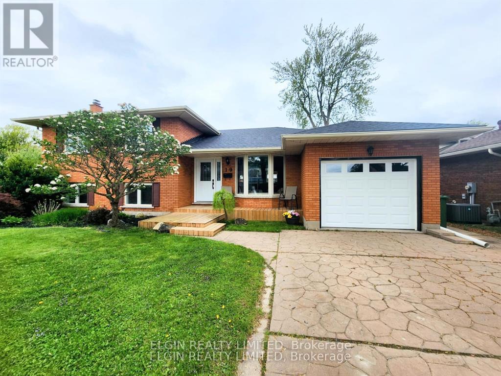 19 High Street Property Photo 1