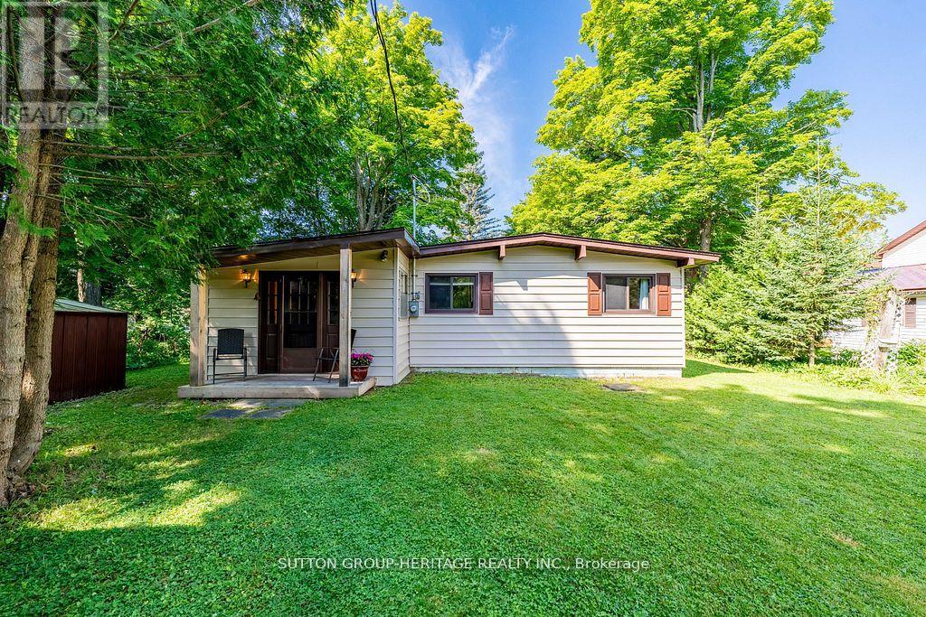142 Cedar Shores Drive Property Photo 3