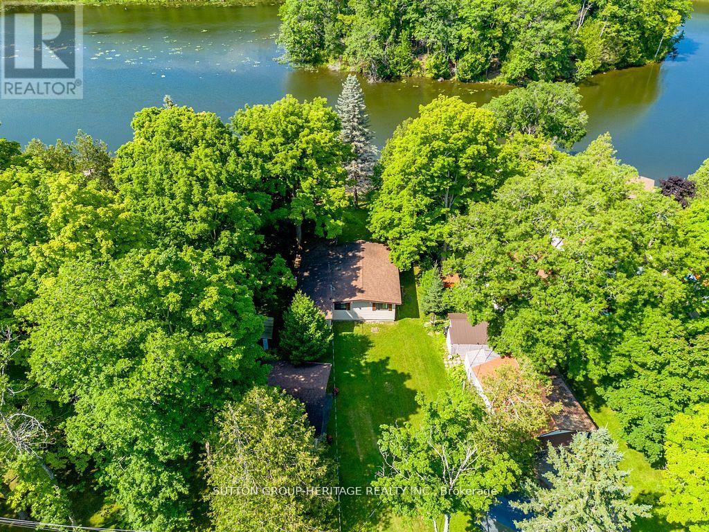 142 Cedar Shores Drive Property Photo 6
