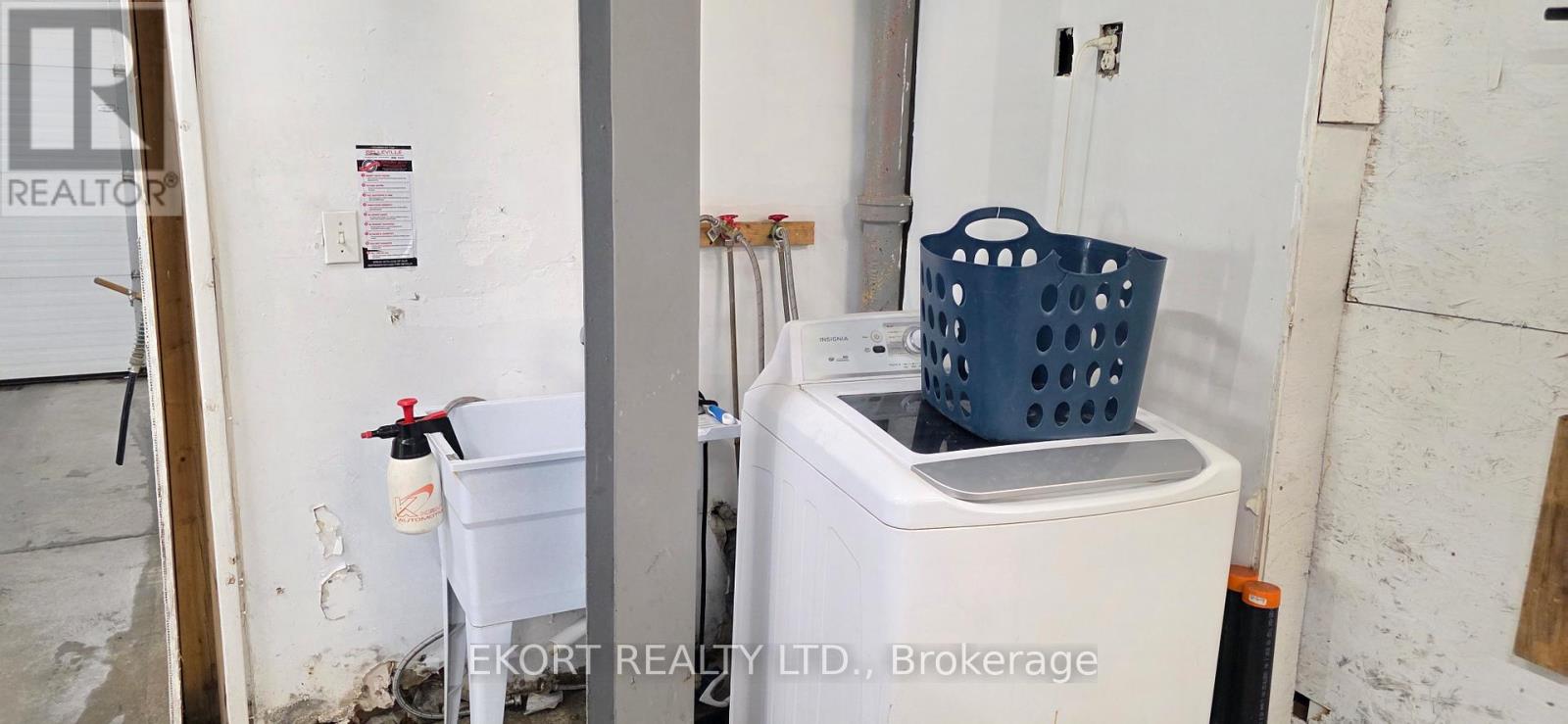100 Everett Street Property Photo 19