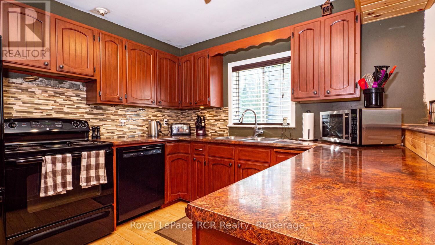 6313 Highway 6 Property Photo 26