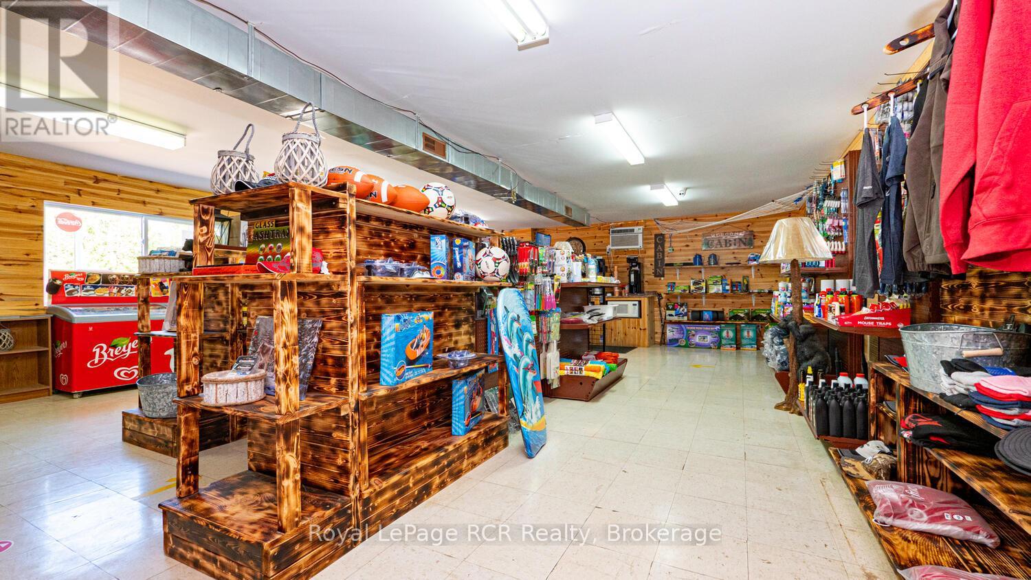 6313 Highway 6 Property Photo 40