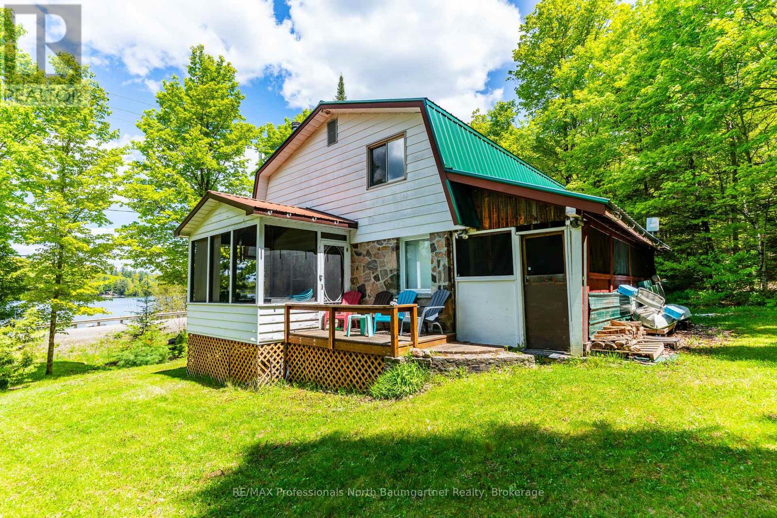 18053 Highway 35 Property Photo 1