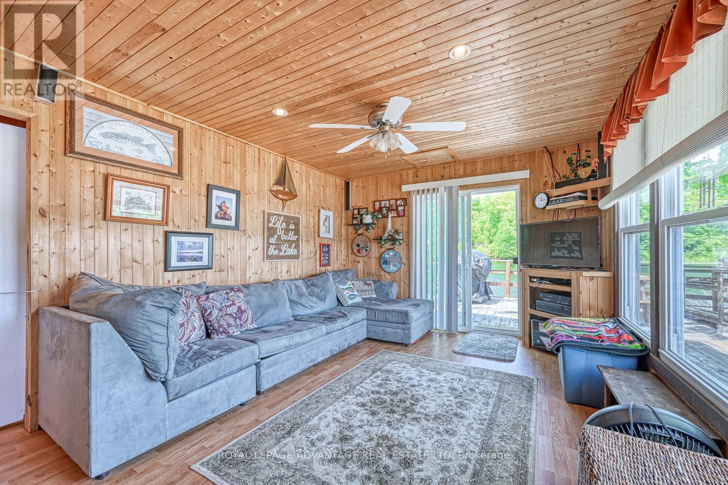 832 Klon Lane Property Photo 8