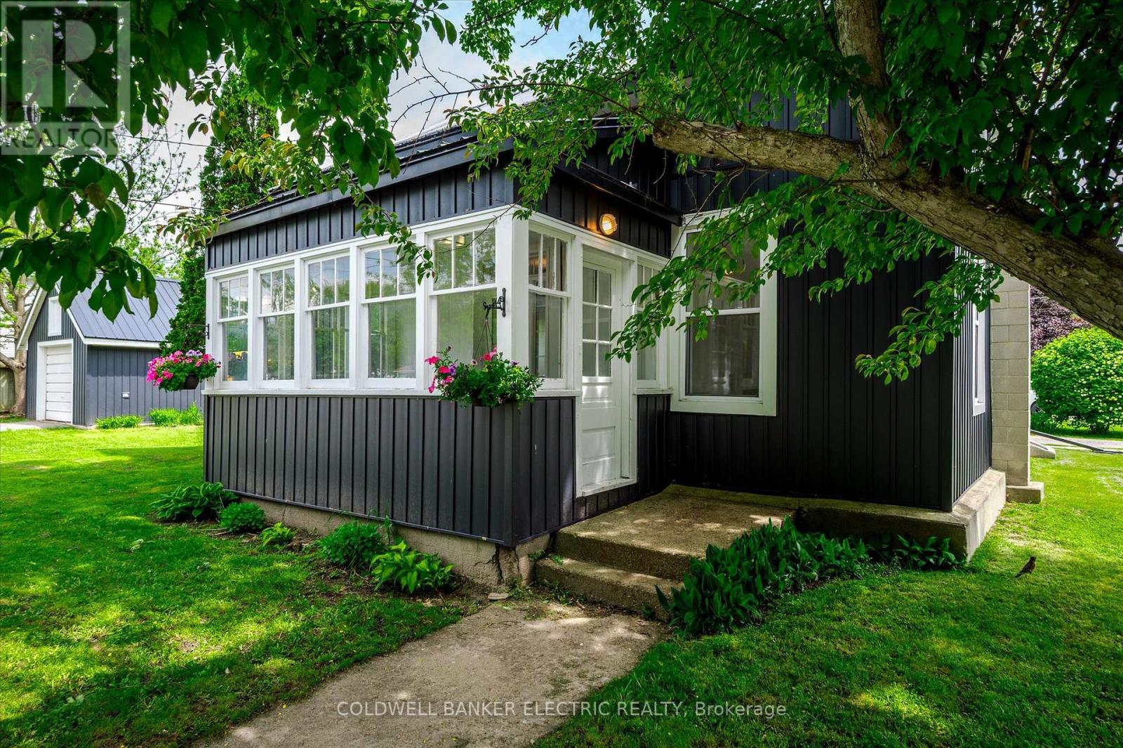 65 Queen Street Property Photo 1