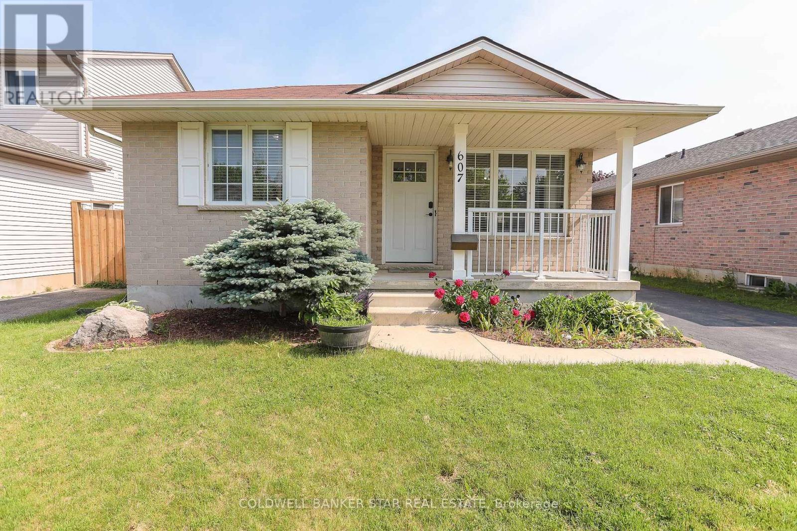 607 Highview Drive Property Photo 1