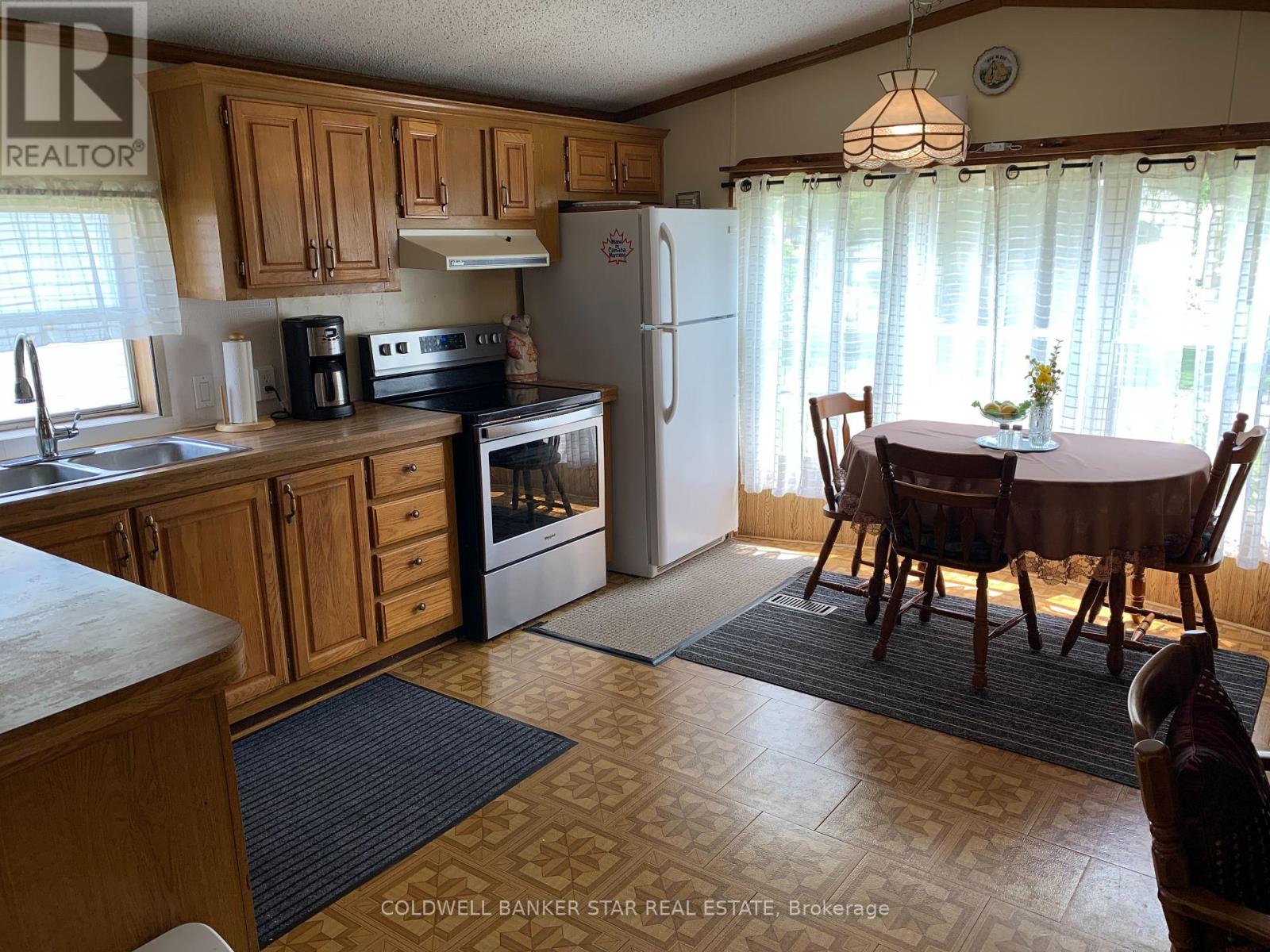 8 - 4899 Plank Road Property Photo 6