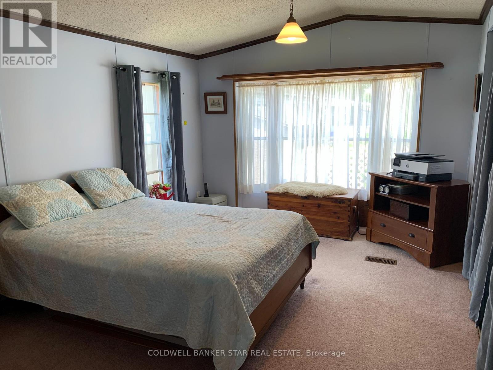8 - 4899 Plank Road Property Photo 14