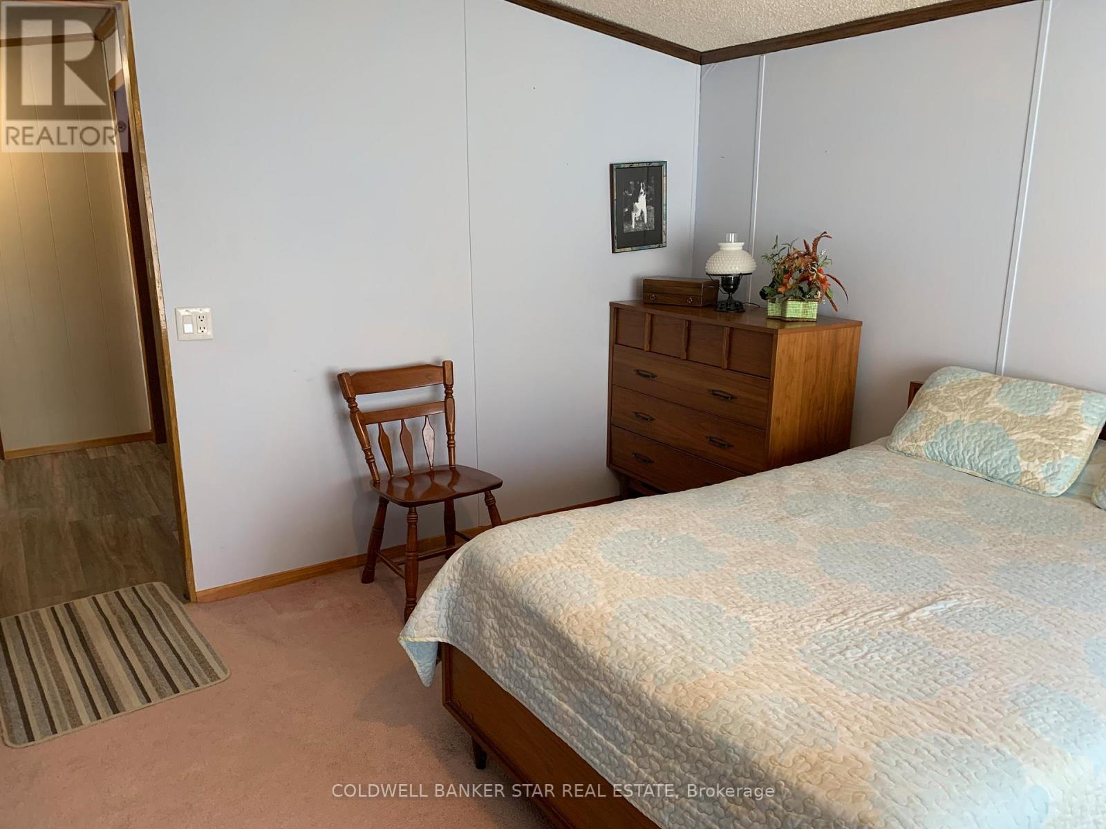 8 - 4899 Plank Road Property Photo 16