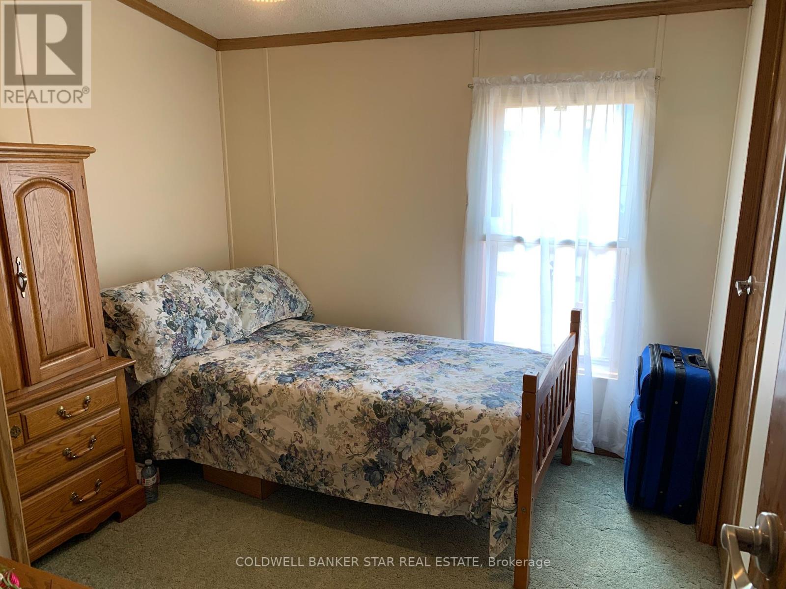 8 - 4899 Plank Road Property Photo 17