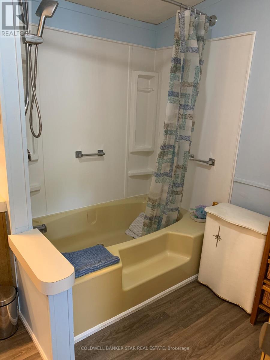 8 - 4899 Plank Road Property Photo 19