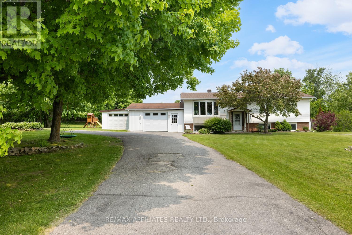 1494 RAMSAY 8 CON ROAD Property Photo 1