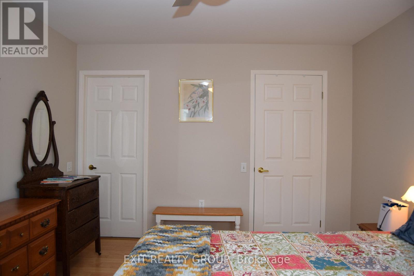 9 Empire Boulevard Property Photo 14