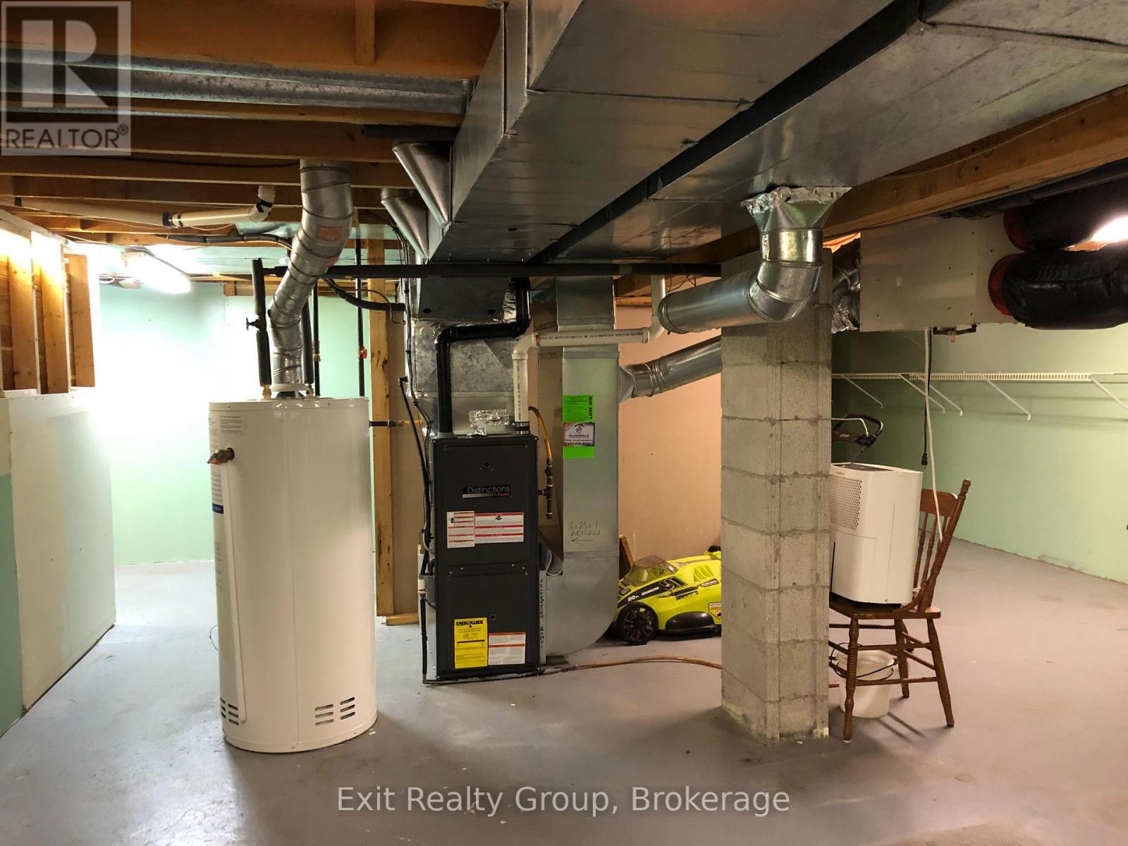 9 Empire Boulevard Property Photo 23