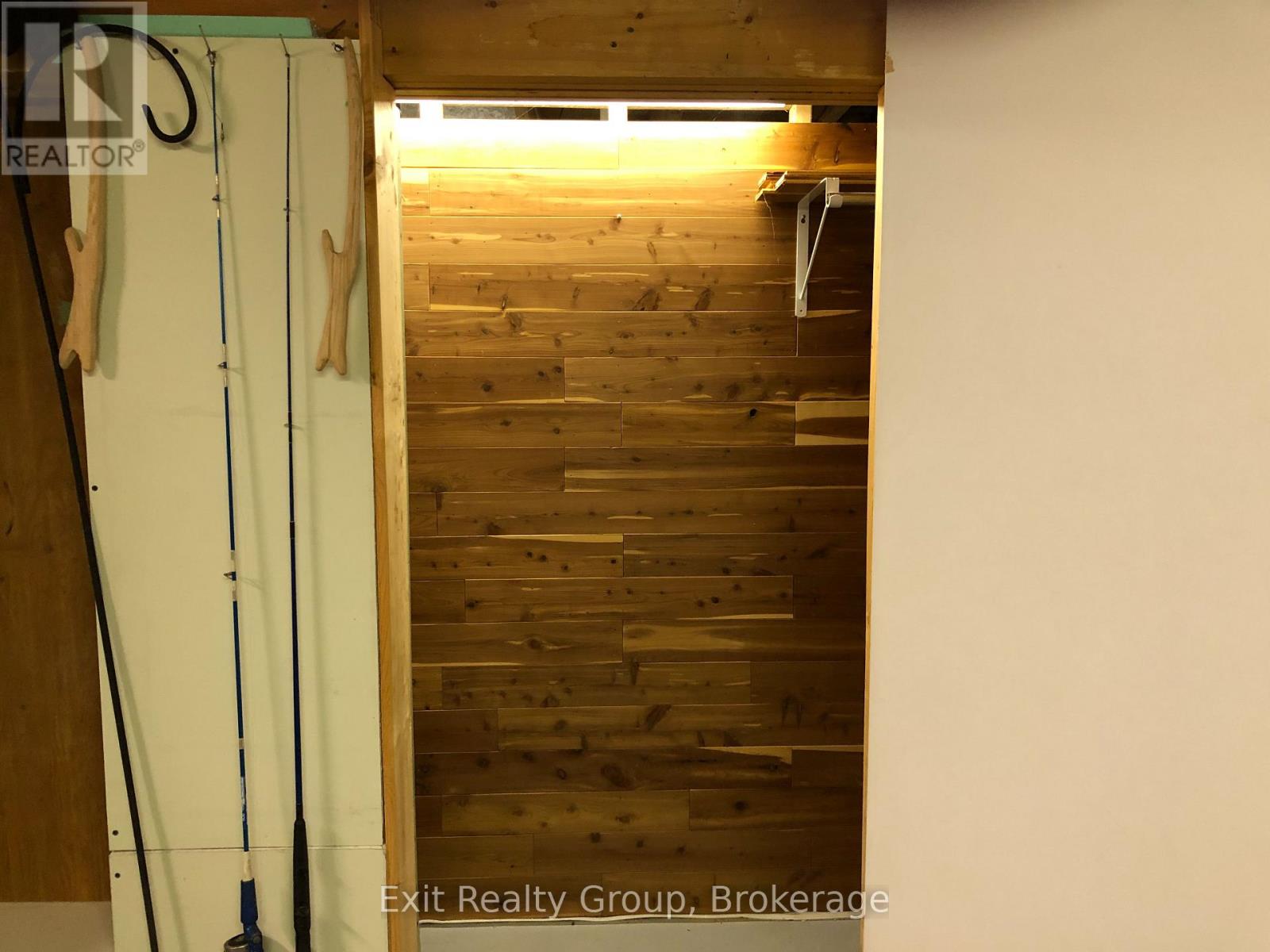 9 Empire Boulevard Property Photo 24