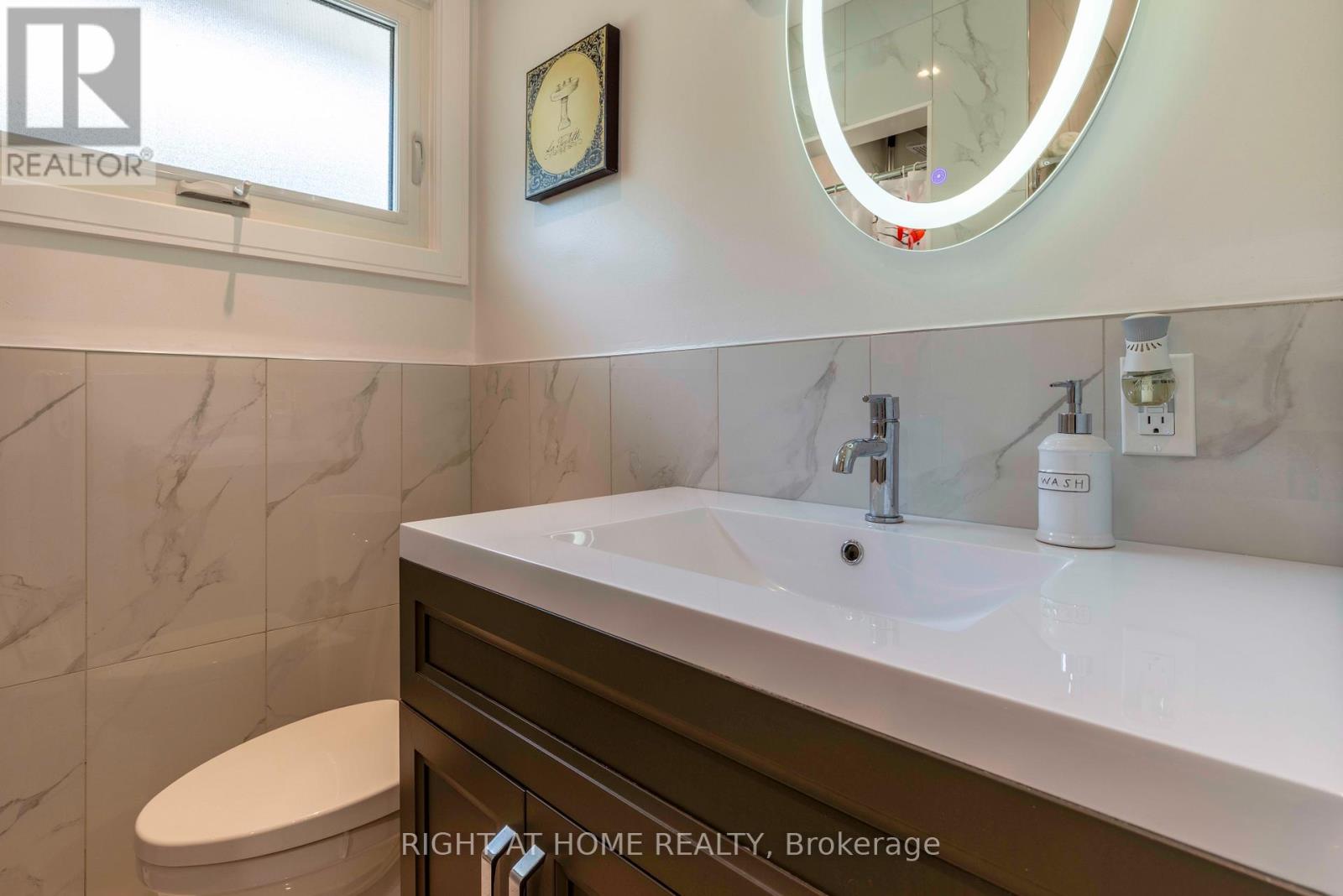 212 Lockhart Drive Property Photo 16