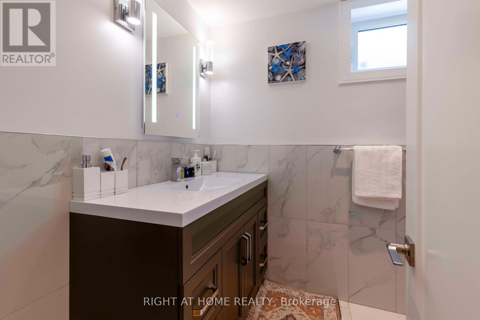 212 Lockhart Drive Property Photo 22