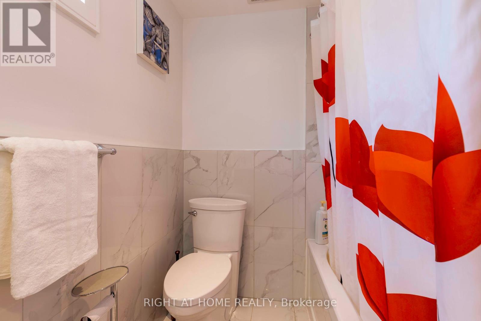 212 Lockhart Drive Property Photo 24