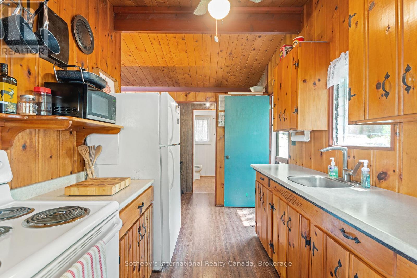 5096 Island 865 Property Photo 8