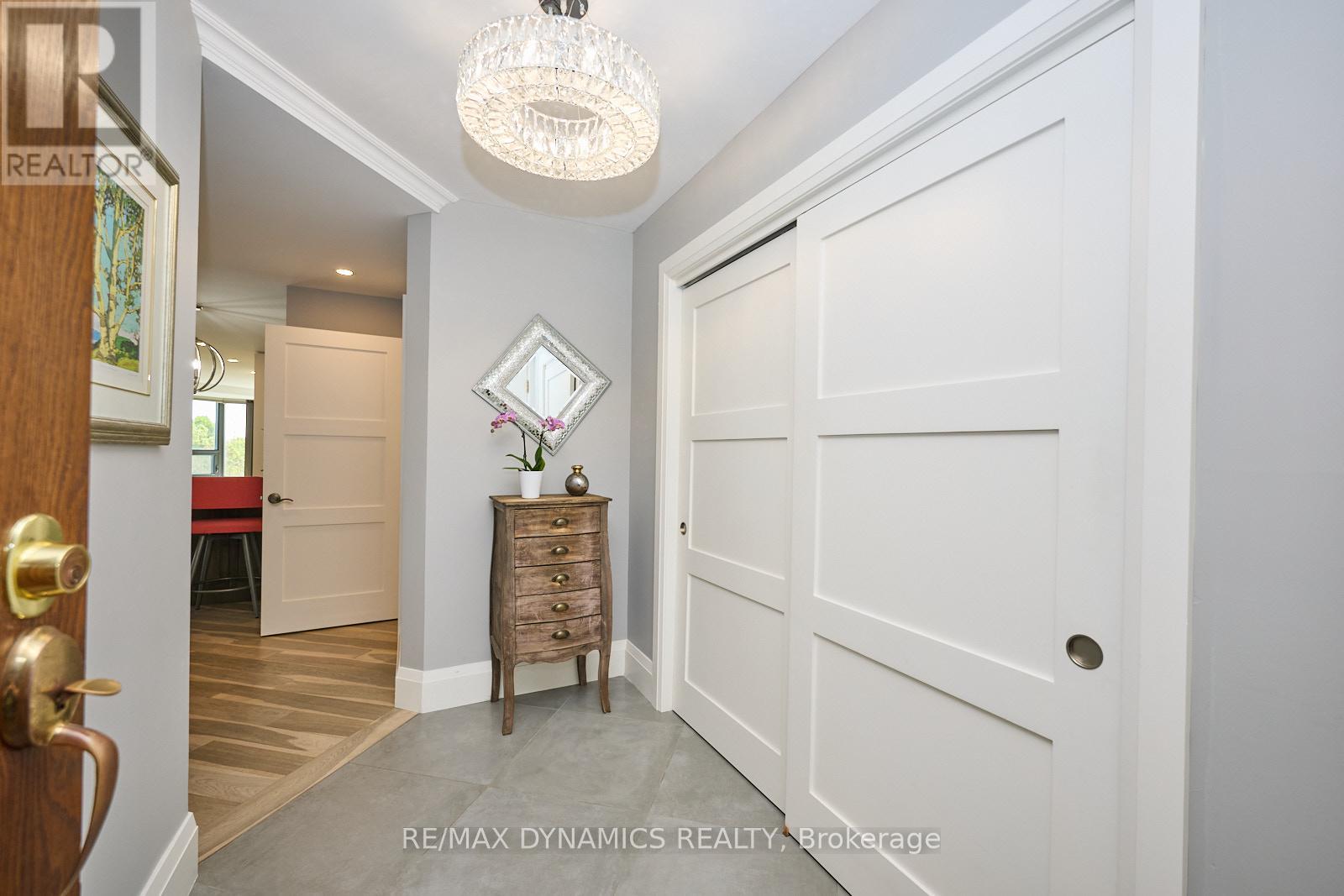 701 Geneva Street #1504 Property Photo 9