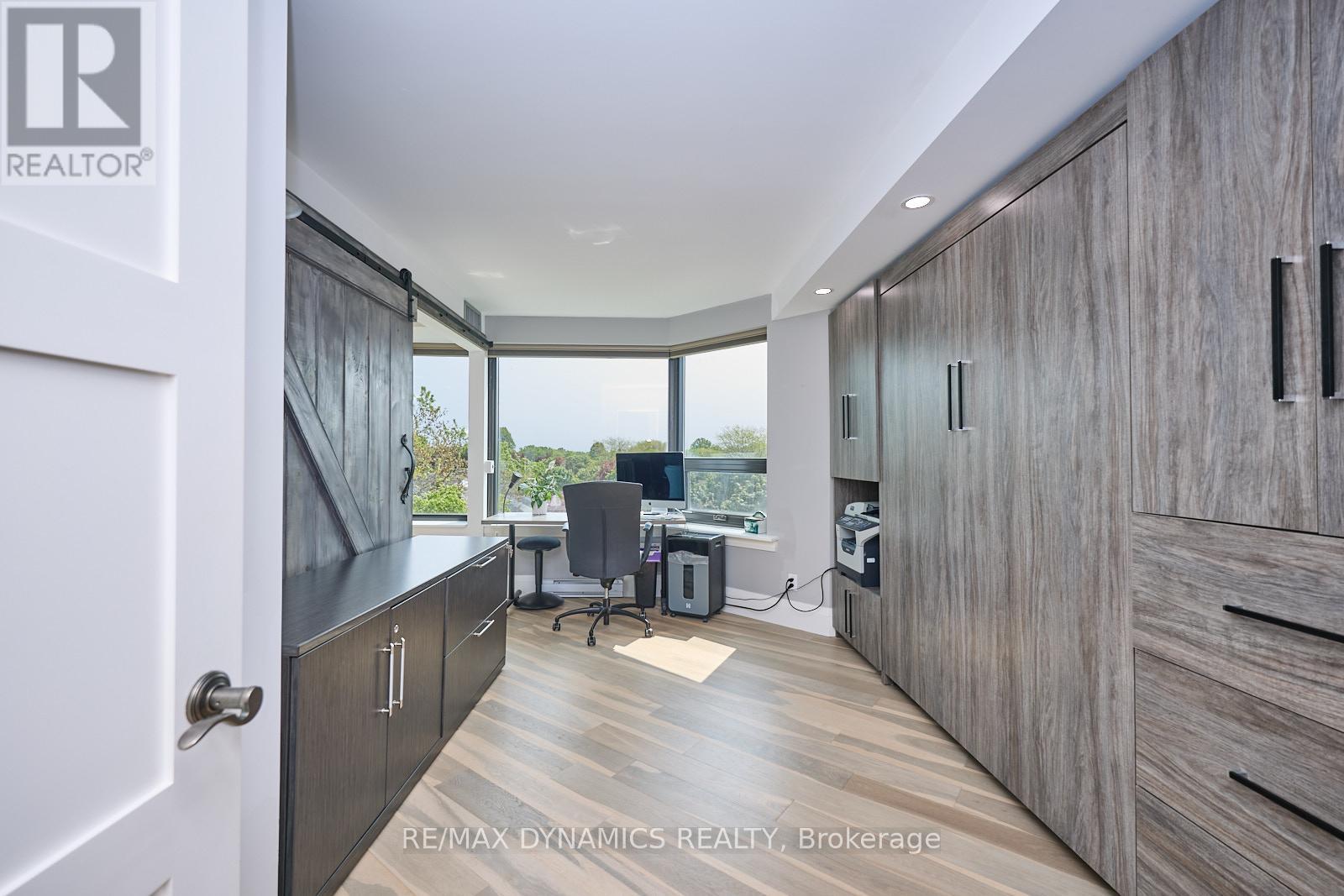 701 Geneva Street #1504 Property Photo 13