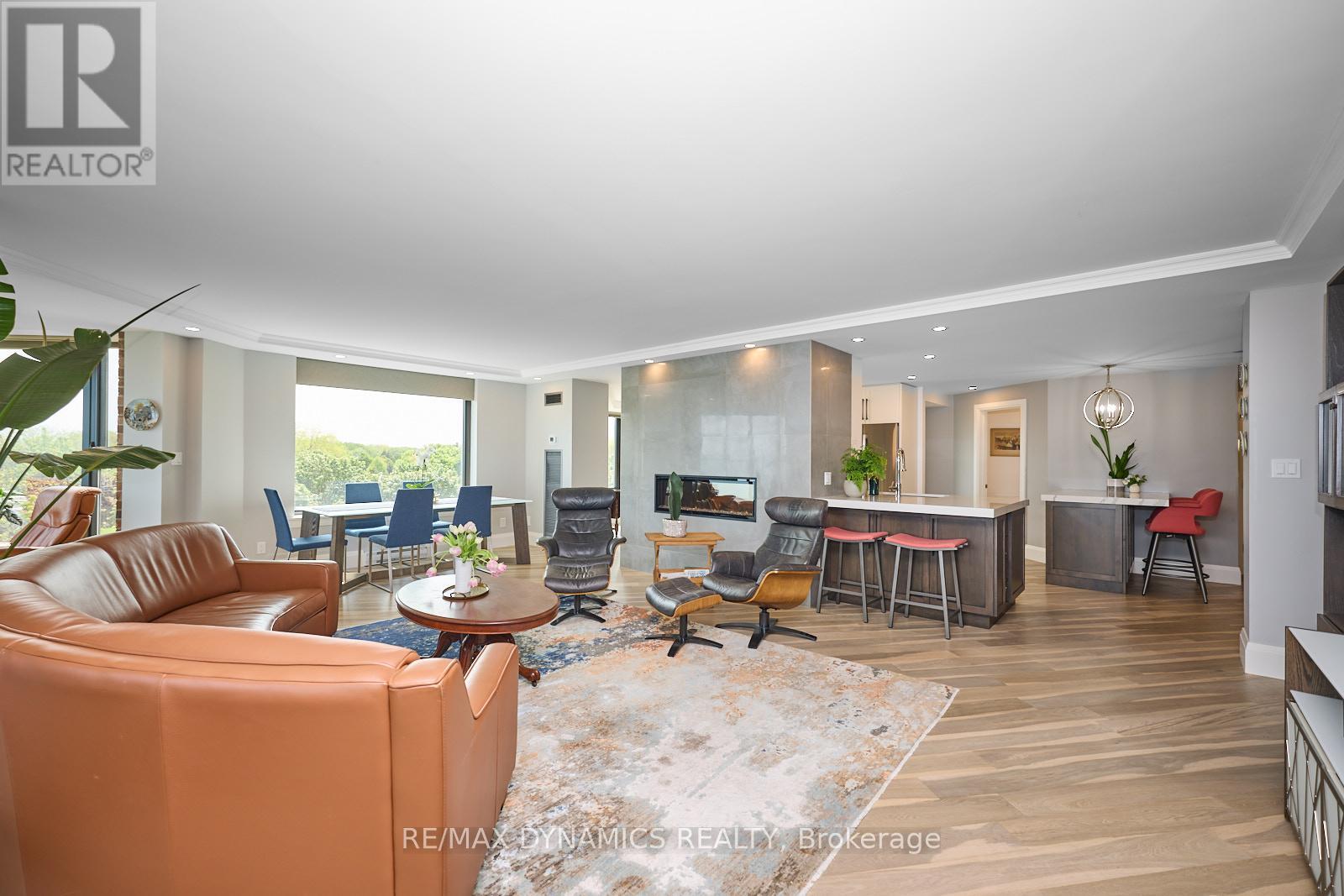 701 Geneva Street #1504 Property Photo 20