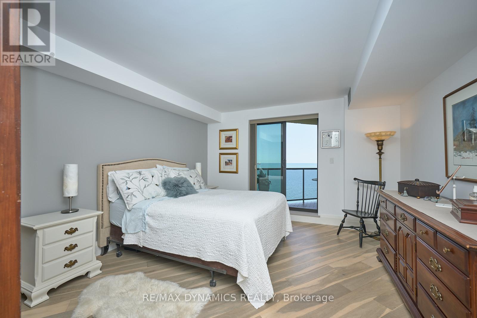 701 Geneva Street #1504 Property Photo 26