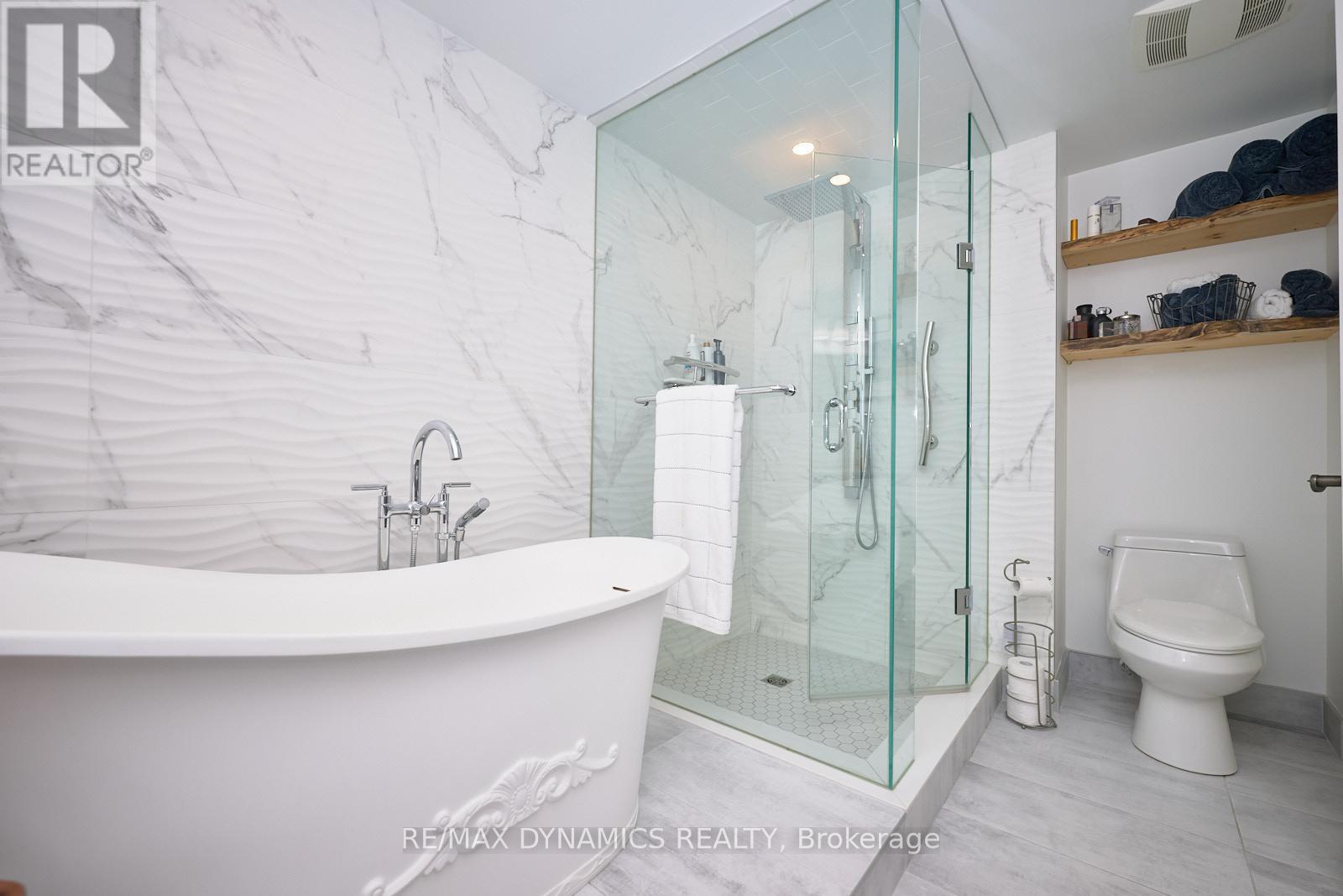 701 Geneva Street #1504 Property Photo 30