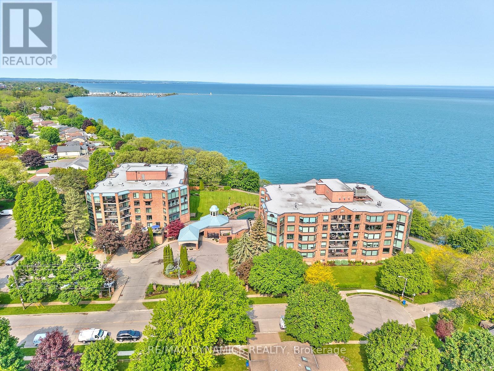 701 Geneva Street #1504 Property Photo 33