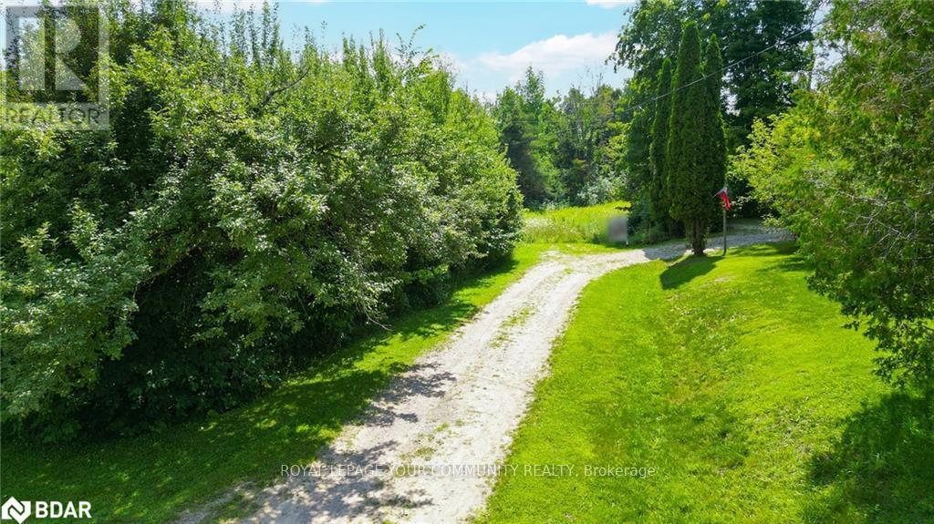 9 Laela Crescent Property Photo 33