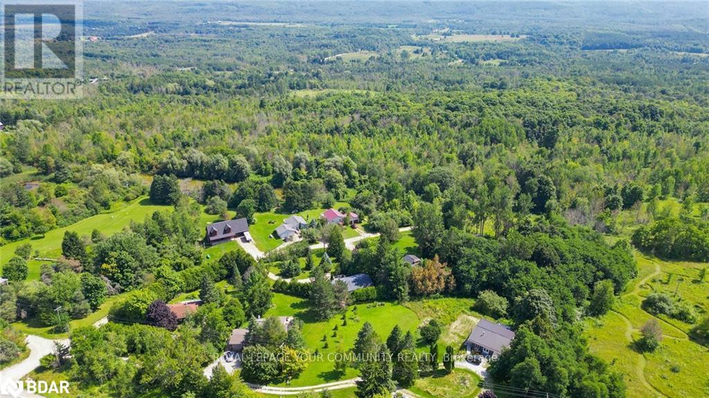 9 Laela Crescent Property Photo 39