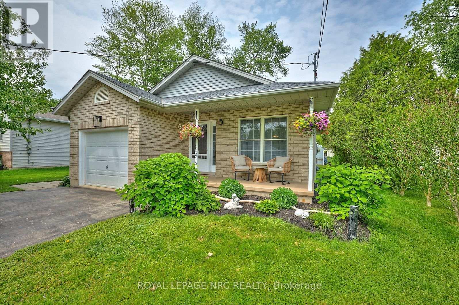 3270 POPLAR AVENUE Property Photo 1