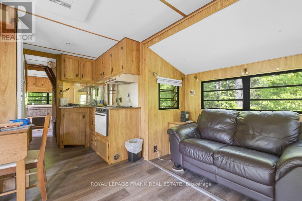 4 Wolf Lake Road Property Photo 31