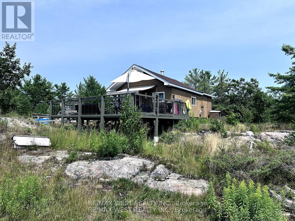52 N Shore Rd