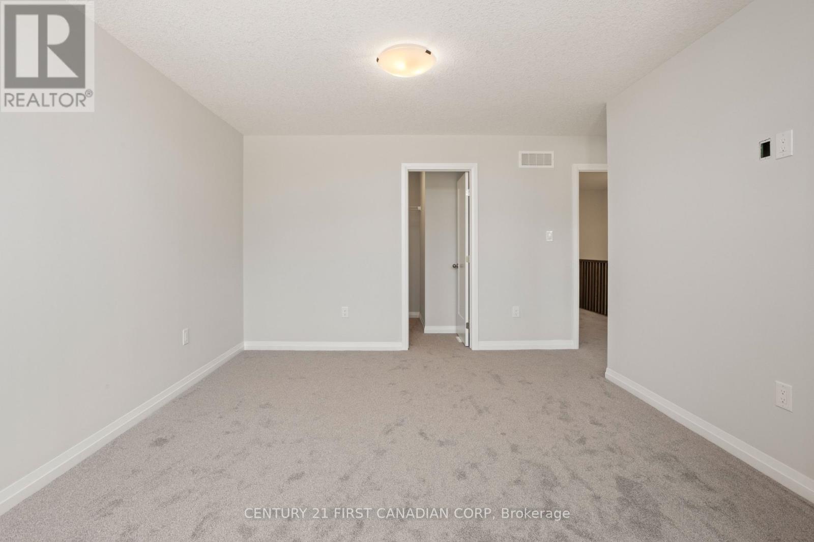 6985 Heathwoods Avenue Property Photo 13