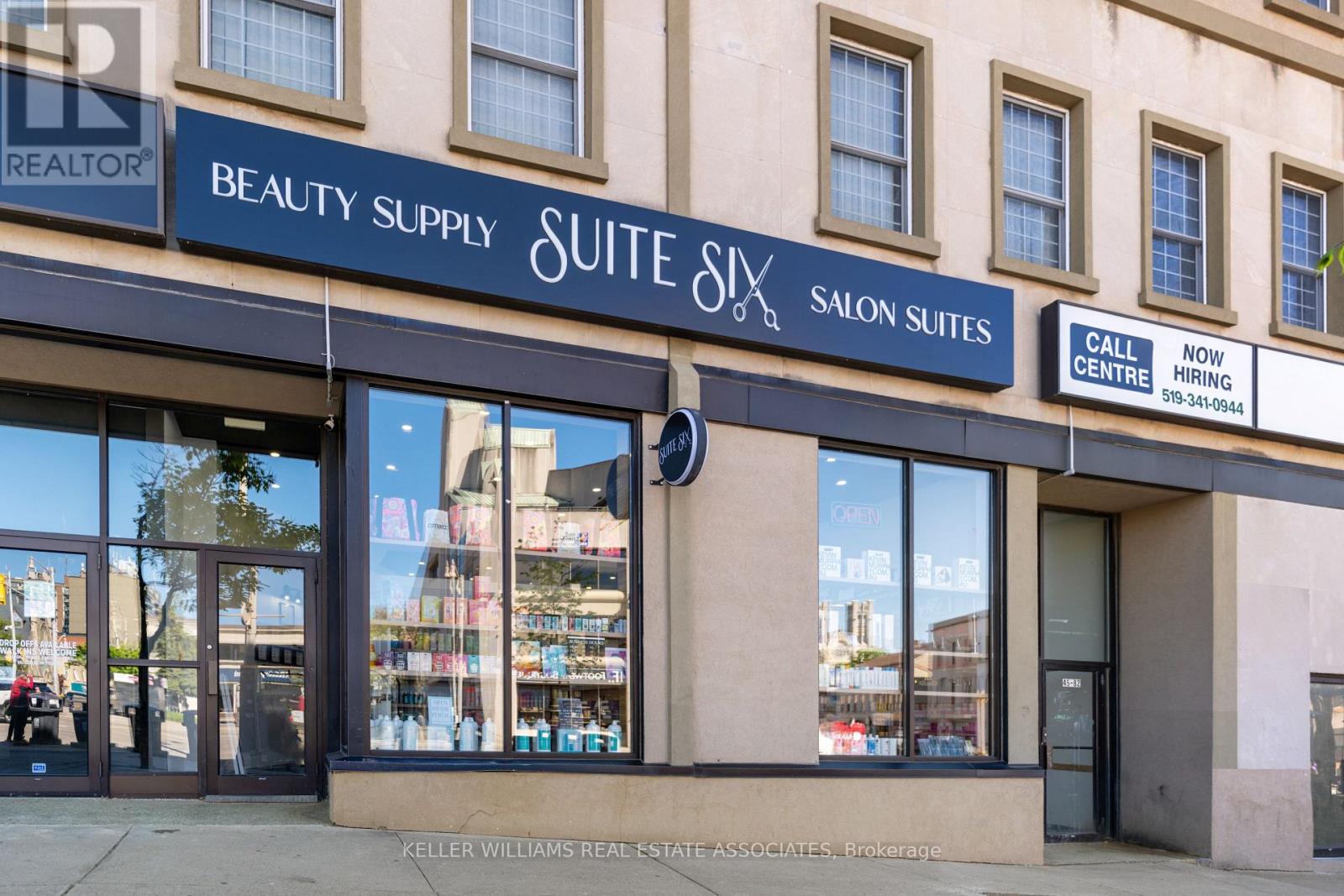 10 - 45 WYNDHAM STREET N Property Photo 1