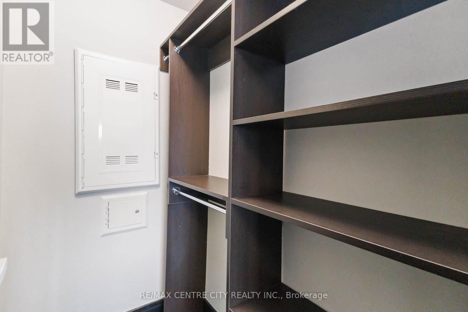 1218 - 1235 Richmond Street Property Photo 24