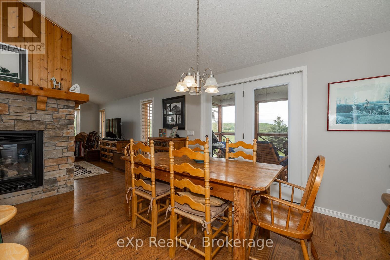 46304 Old Mail Road Property Photo 7