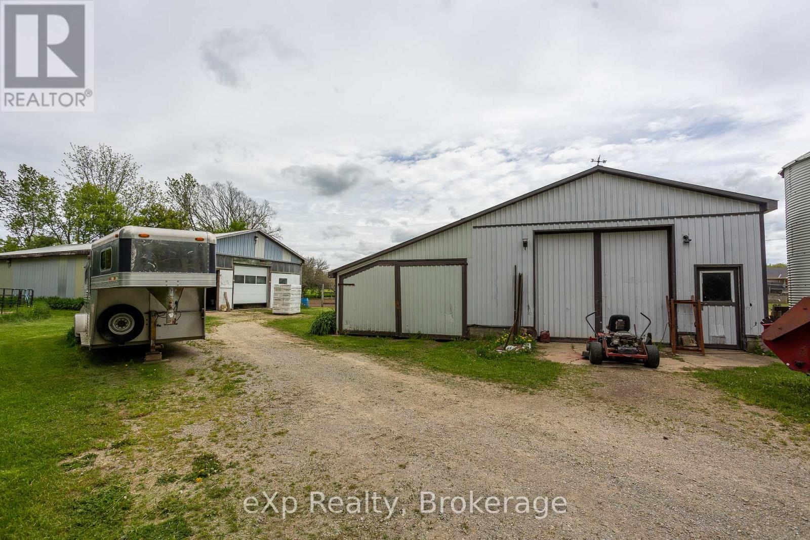 46304 Old Mail Road Property Photo 33